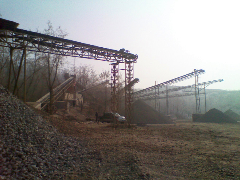 石場破碎現場